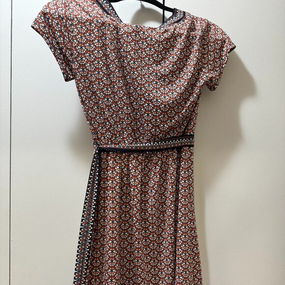 max studio nordstrom geometric design wrap dress, never worn size xs - Picture 3 of 3